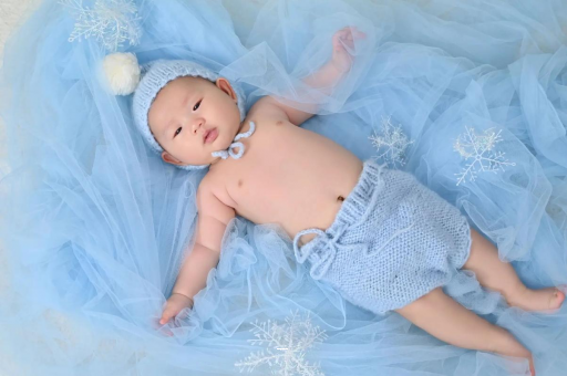 海北宝宝吐奶频繁怎么回事